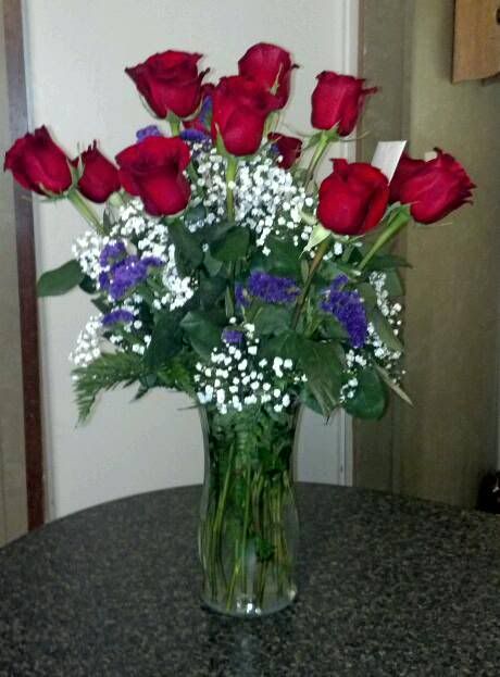 thank you for my birthday photo: My birthday roses <img border='0' src='/s/Smile.gif'> thank you babie photobucket-10864-1350060905533.jpg