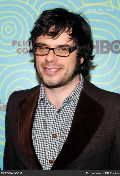 You look like an ogre that works in the library #4 - Page 16 Jemaine-clement-hbos-flight-conchords-season-Fo1U7S.jpg