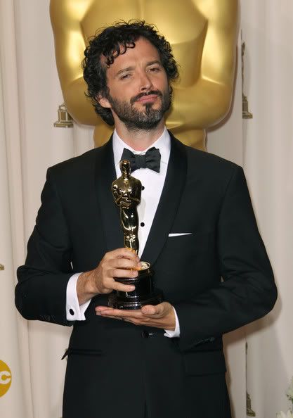 BRET'S AN OSCAR WINNER!!! - Page 5 84thAnnualAcademyAwardsPressRoomS4W55KZtzX2l.jpg