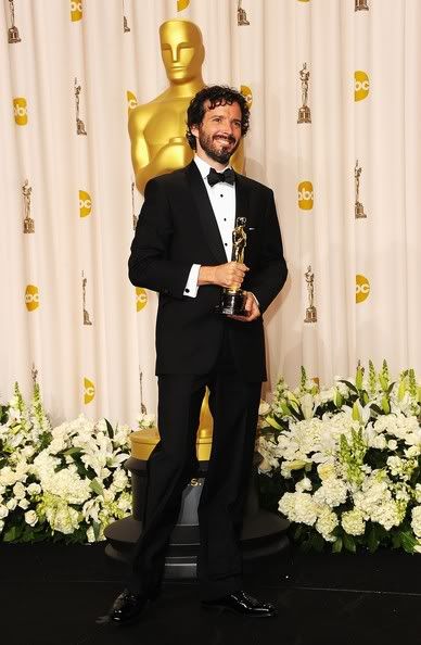 BRET'S AN OSCAR WINNER!!! - Page 5 BretMcKenzie84thAnnualAcademyAwardsPressa13z-wEA0Wul.jpg