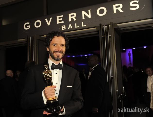 BRET'S AN OSCAR WINNER!!! - Page 5 Oscar_2012_bret_mckenzie_piesen_sita.jpg