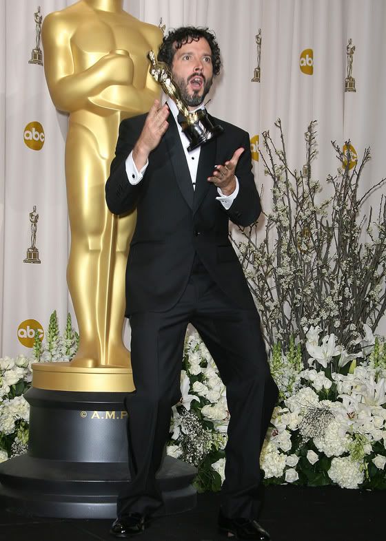 BRET'S AN OSCAR WINNER!!! - Page 5 Oscar_press_room_02_wenn3752924.jpg