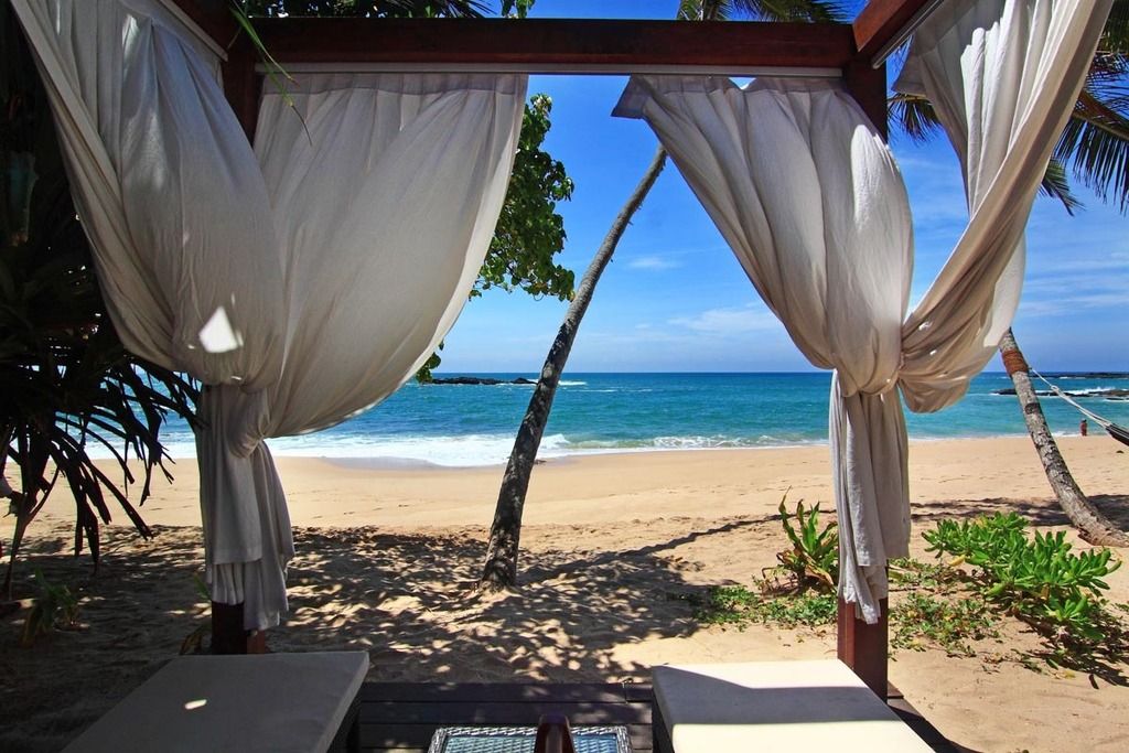Cabanas by the beach Anantara Tangalle