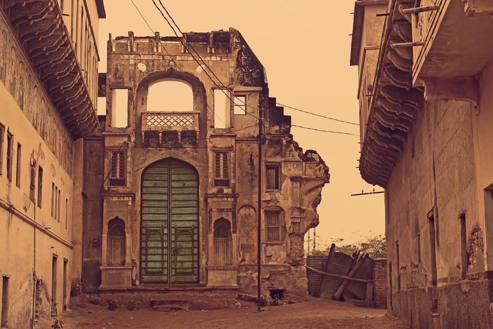 Abandoned Havelis of Churu