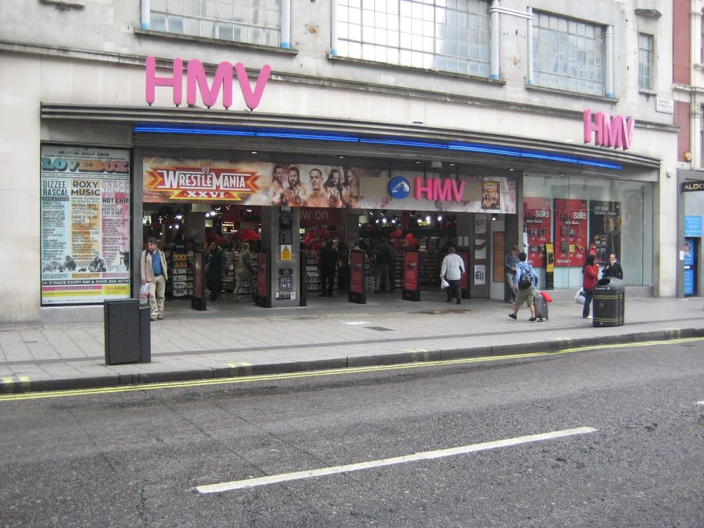 Mania On Oxford Street