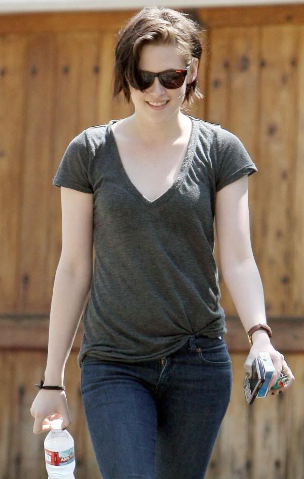 KS in 90210 03.23.10 Pictures, Images and Photos