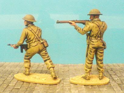 painting model soldiers