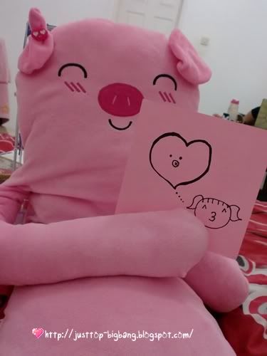 pig love me pig love me